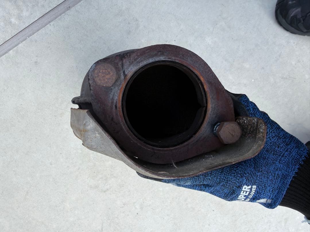 日産純正触媒　シルビア、スカイライン