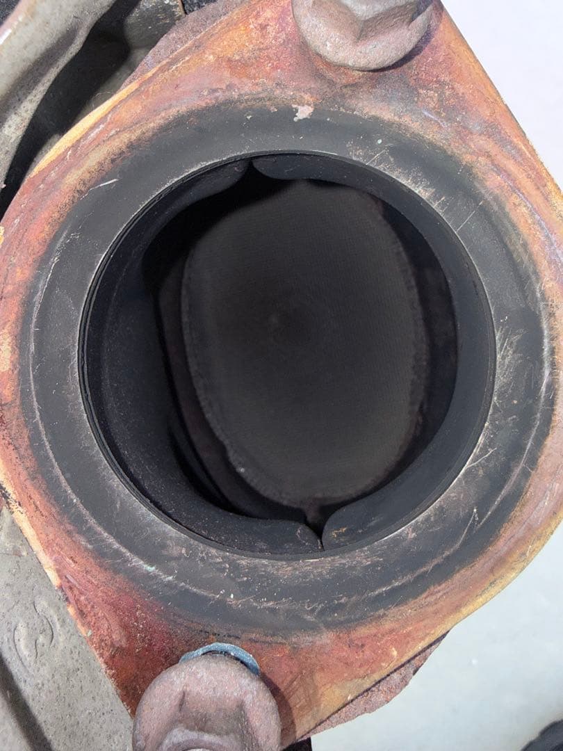 日産純正触媒　シルビア、スカイライン