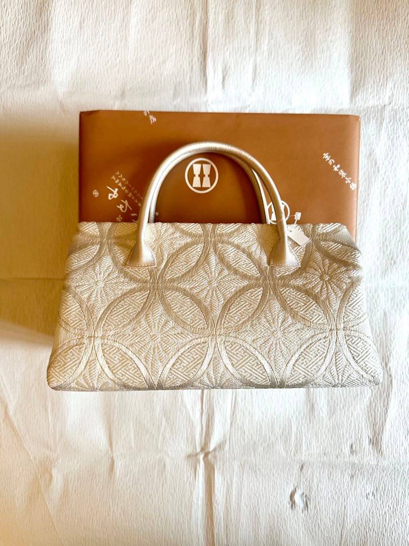 ⭐︎新品 定価約5万円 タグ付き きねや マチ広小町袋 正絹 ホワイト系