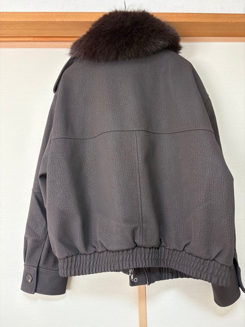 新品☆ザラ☆取り外し可能な襟付きスエード風ジャケット　Ｌ