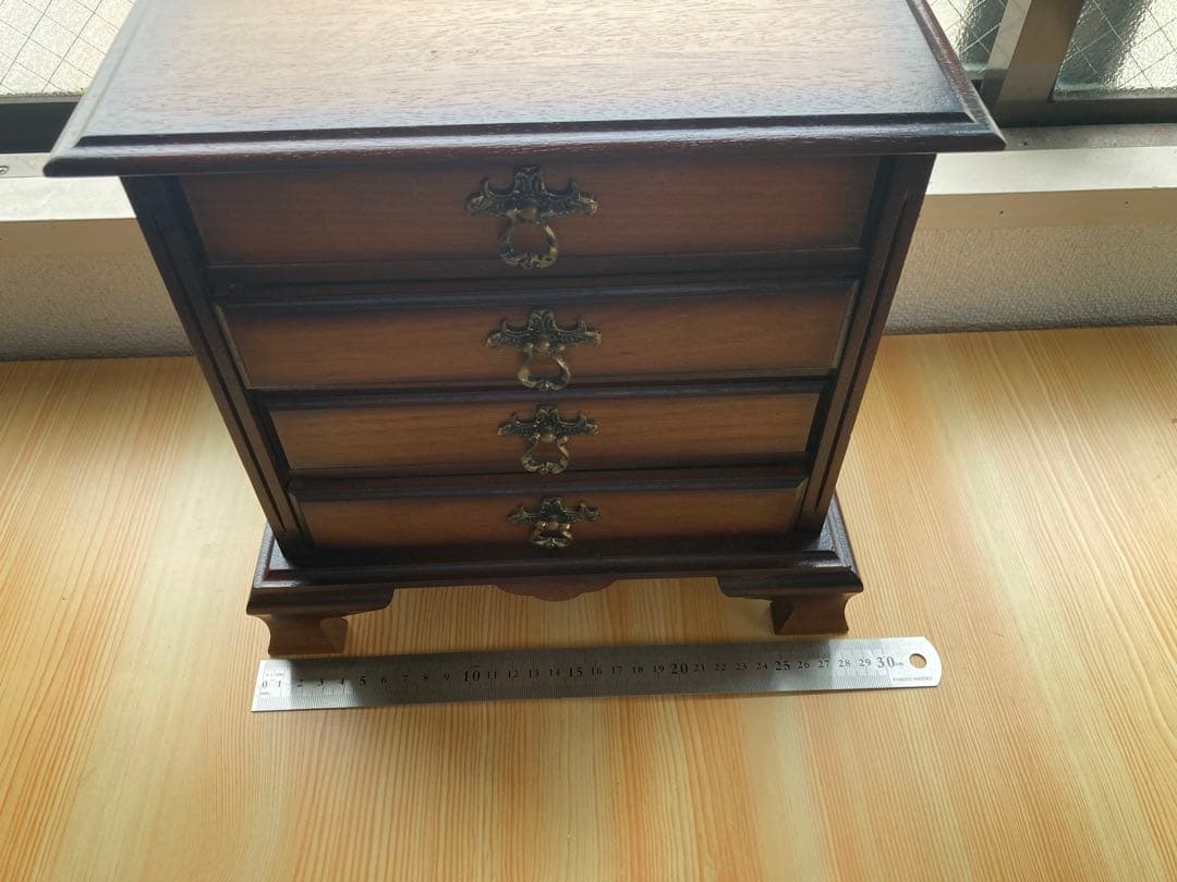 アンティーク　小物収納　４段引き出し【オルゴール付き】