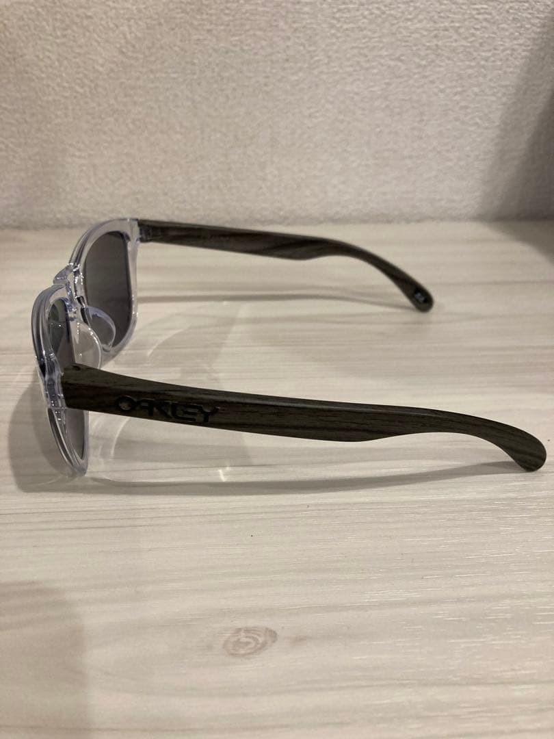 オークリー フロッグスキンズ カスタム(未使用品/偏光レンズ)