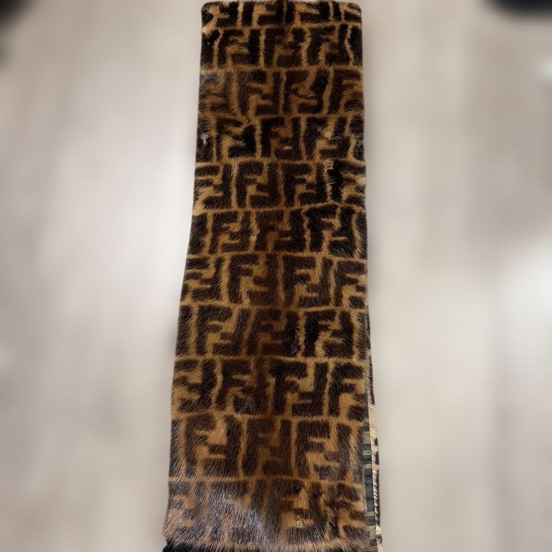 FENDI ミンクマフラー