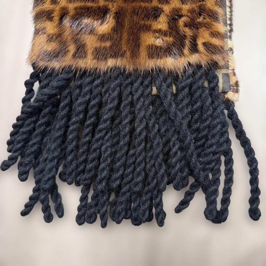 FENDI ミンクマフラー