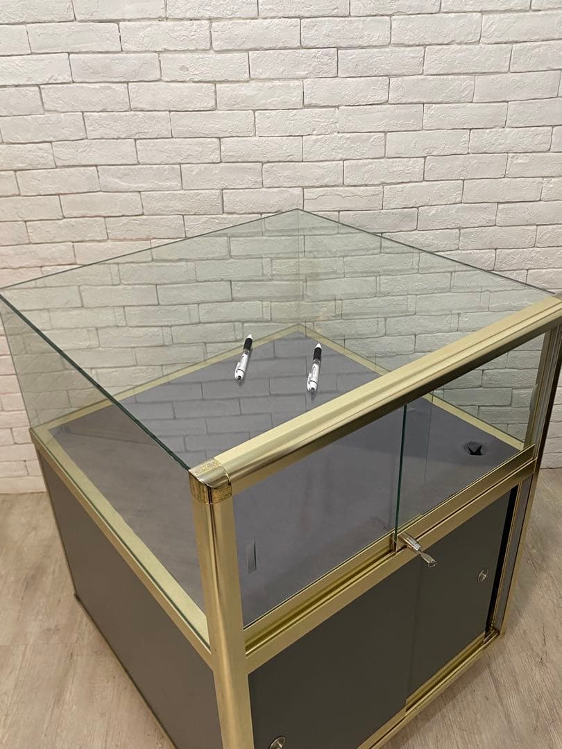 【東京都内23区配送無料】　ショーケース　陳列ケース　ガラス棚　展示　什器　店舗