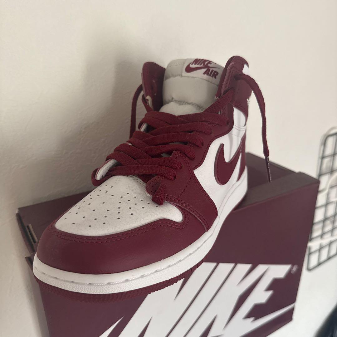 NIKEエアジョーダン1