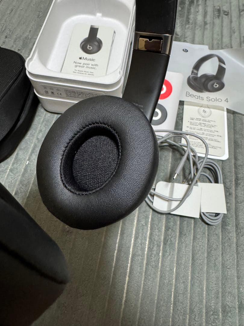 Beats Solo 4 ヘッドフォン マットブラック