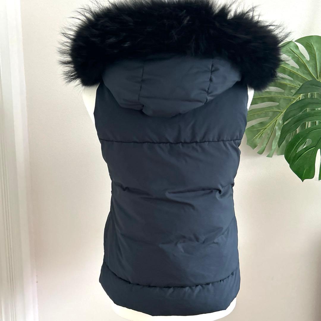 【theory セオリー】ダウンベスト　美品　黒　Sサイズ　ファー