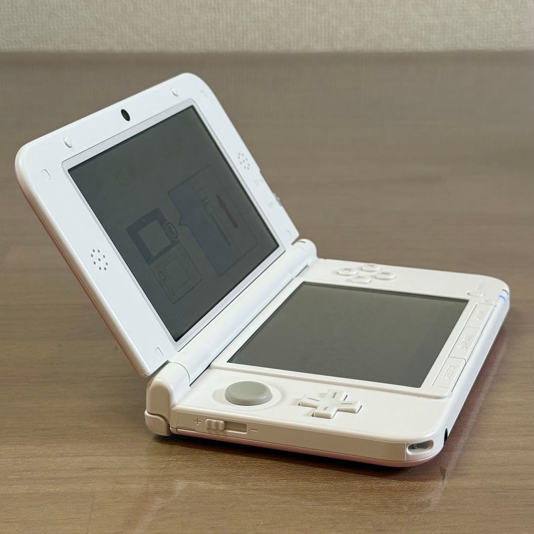 5-210【美品】ニンテンドー3DS LL ピンク×ホワイト