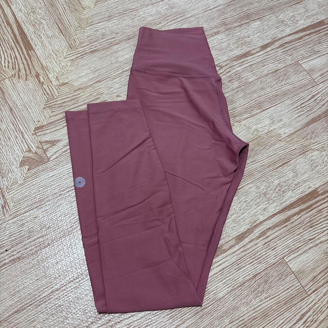 easyoga チュミーコアパンツ