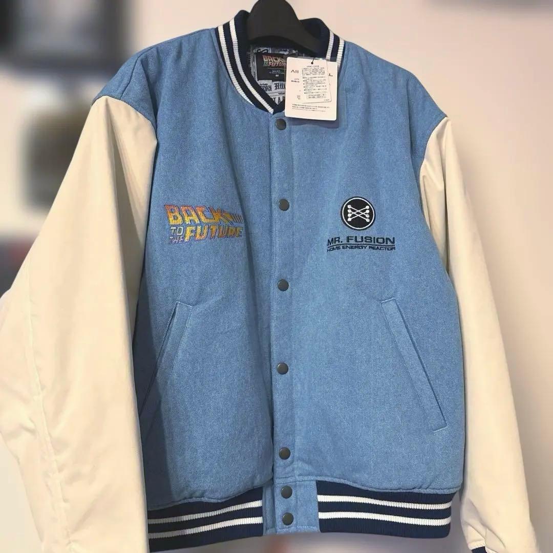 ニコアンド バックトゥザフューチャー BTTF 刺繍スタジャン ライトブルー