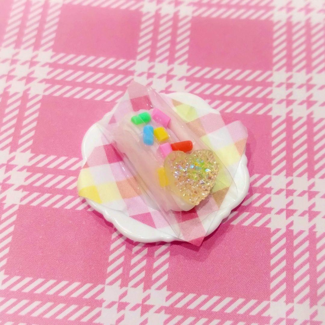 【アンティ】ドール　赤ちゃん　ドレス　服　スイーツ　薔薇