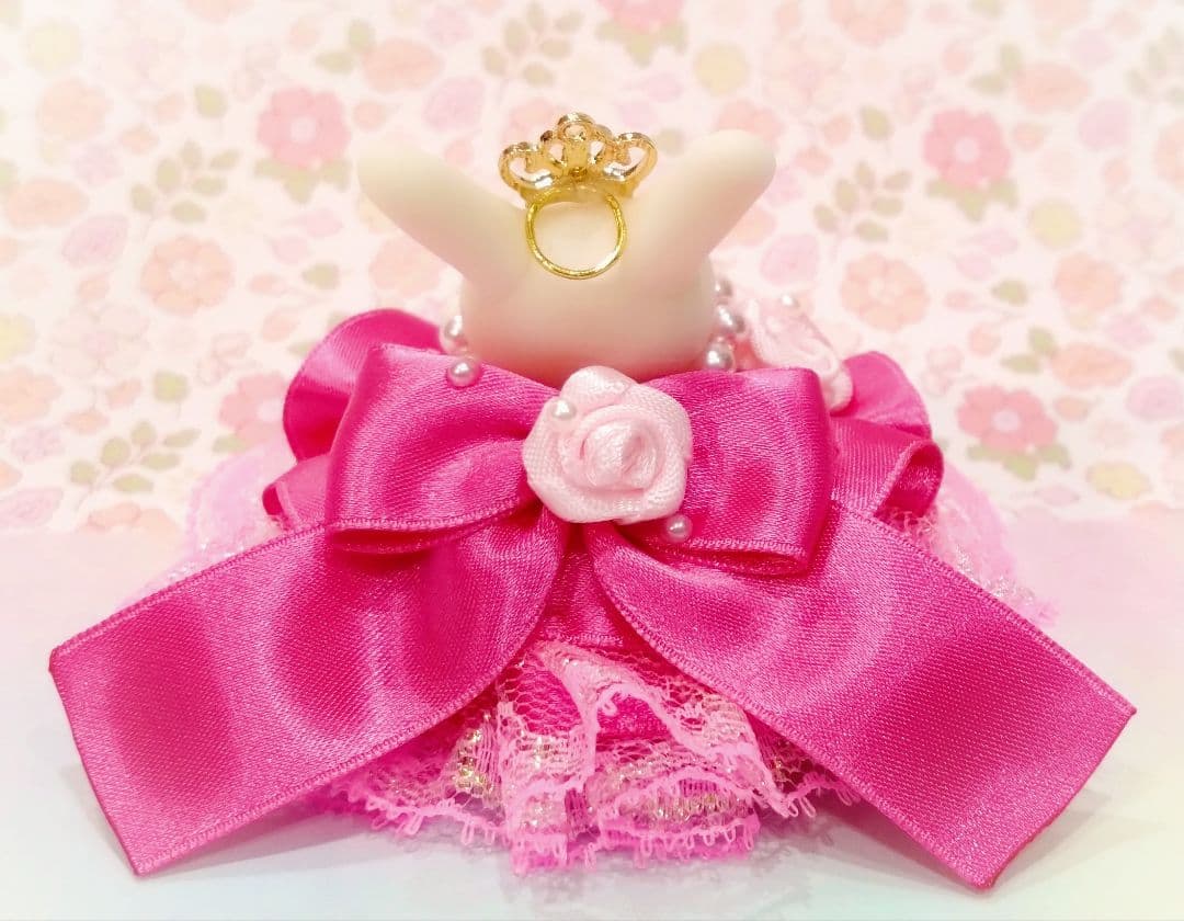 【アンティ】ドール　赤ちゃん　ドレス　服　スイーツ　薔薇