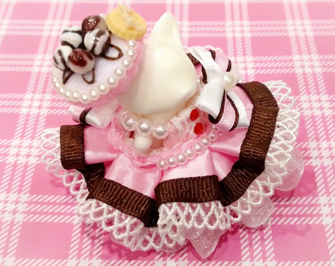 【アンティ】ドール　赤ちゃん　ドレス　服　スイーツ　薔薇