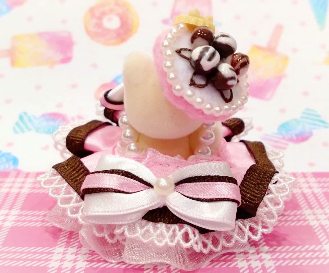 【アンティ】ドール　赤ちゃん　ドレス　服　スイーツ　薔薇