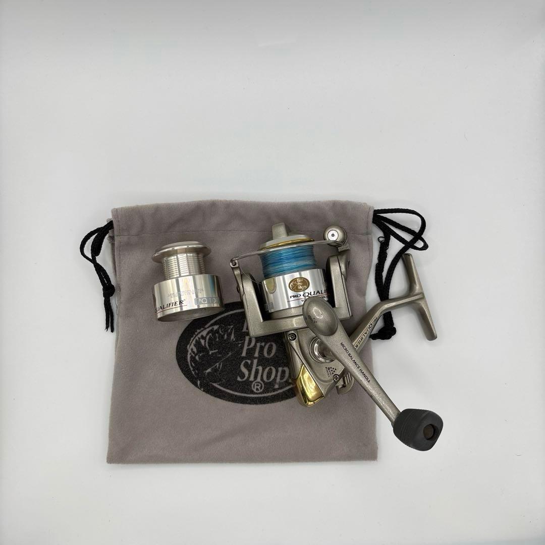 BassProShops PRO QUALIFIER 10F チタン リール