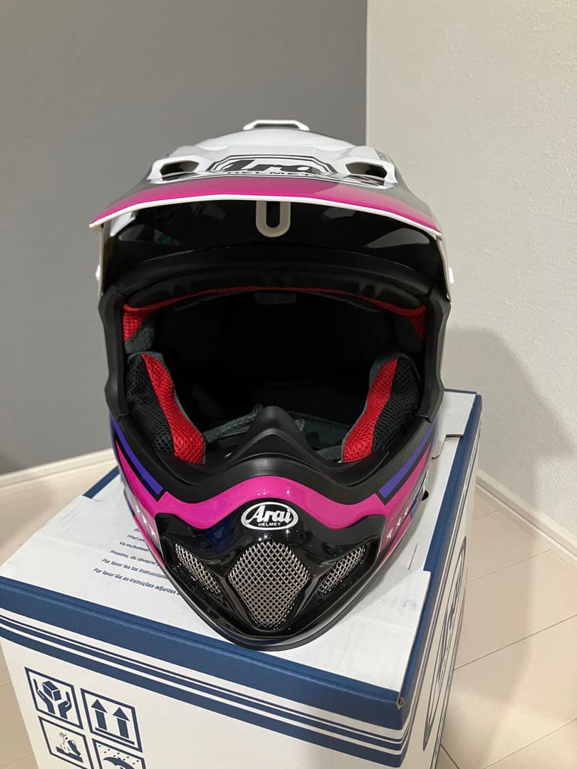 新品未使用Arai アライV-CROSS4 BATTLEバトル ヘルメット XL