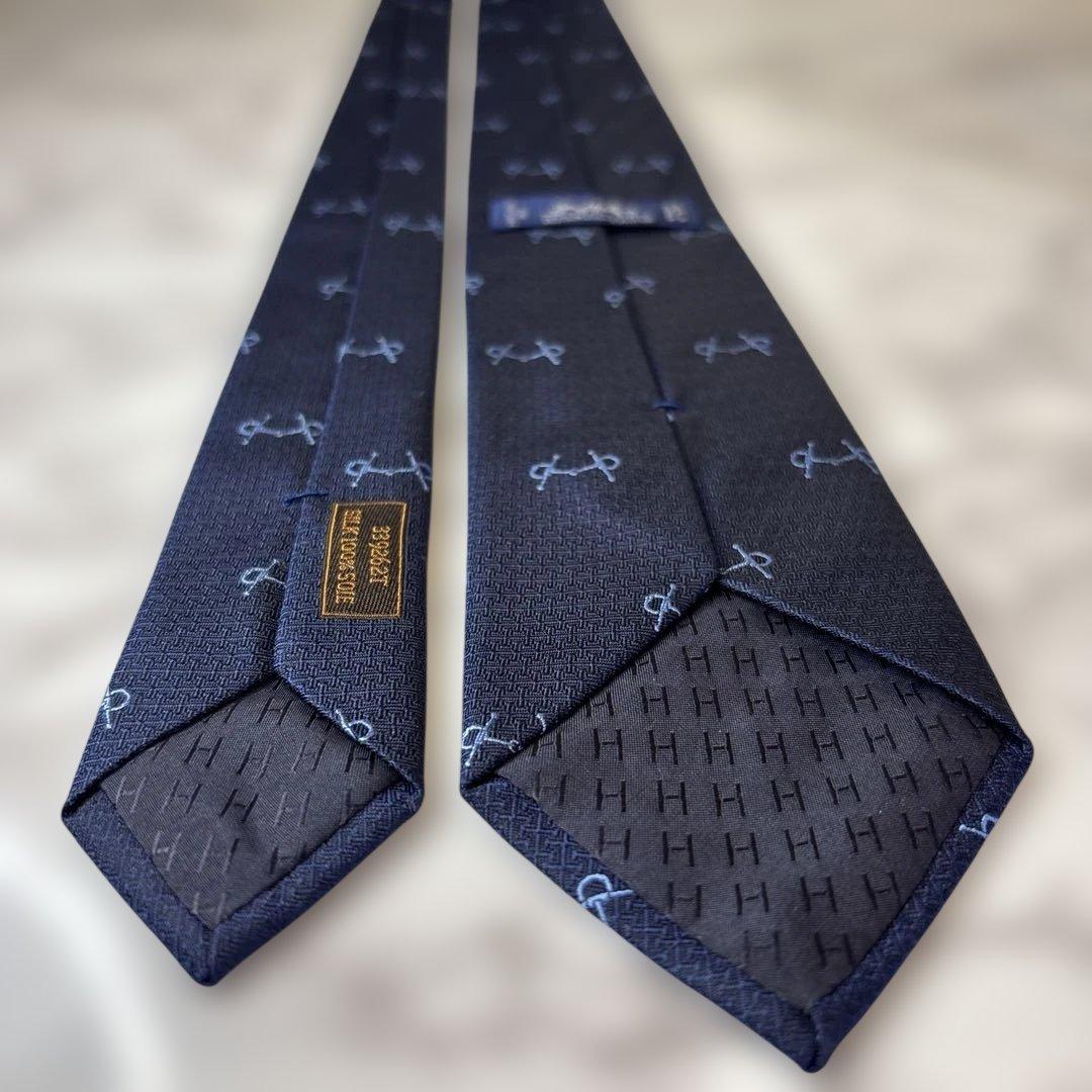 【極美品✨】HERMES ネクタイ　シェーヌ・ダンクル柄　ファソネ　ネイビー　紺
