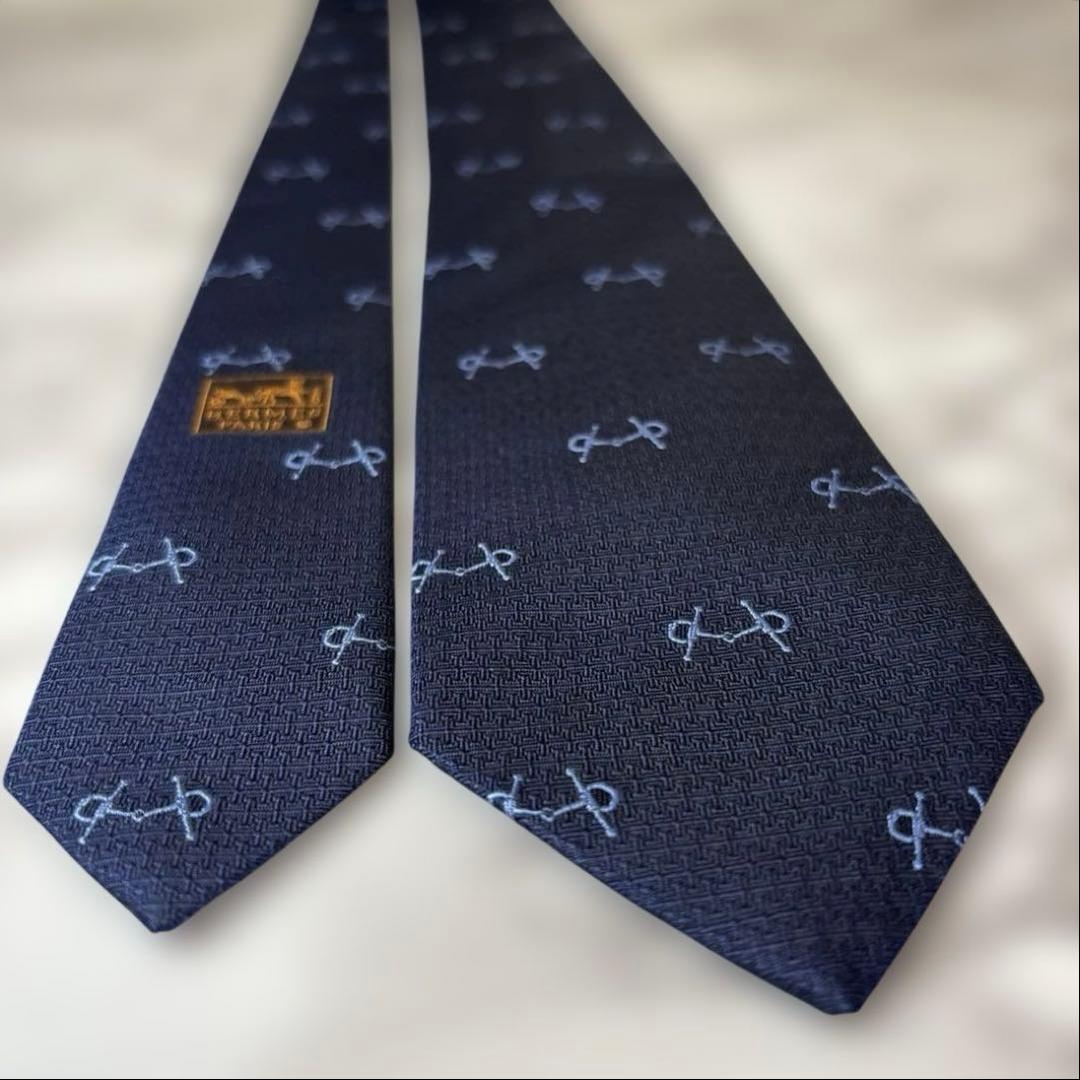 【極美品✨】HERMES ネクタイ　シェーヌ・ダンクル柄　ファソネ　ネイビー　紺