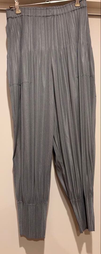 PLEATS PLEASE ISSEY MIYAKE サイズ4