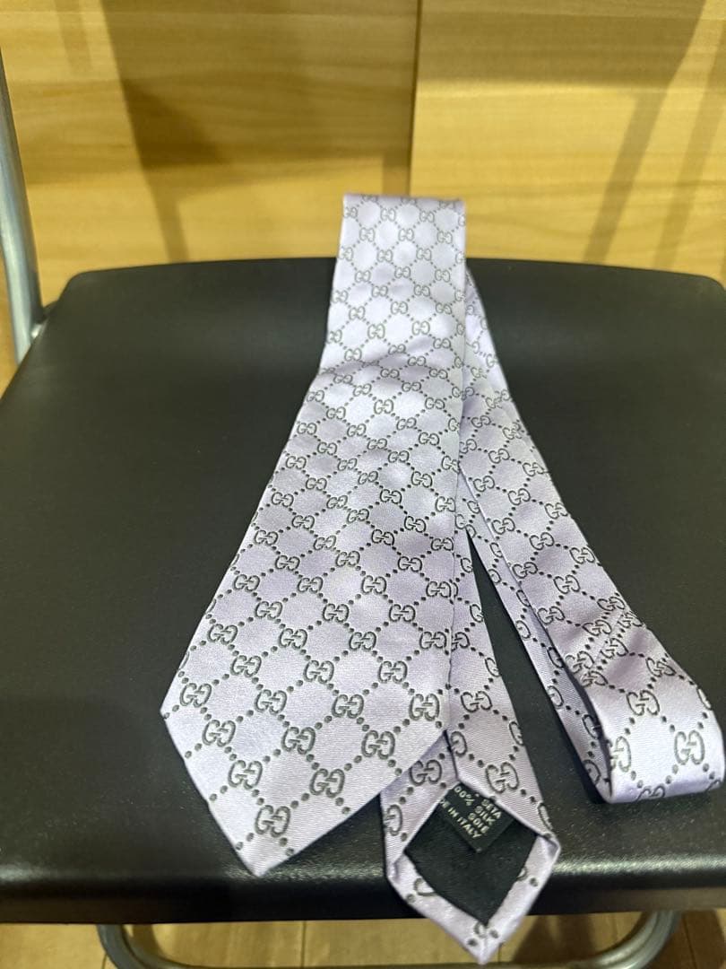 GUCCIネクタイ サンダル　パンツ　３点セット