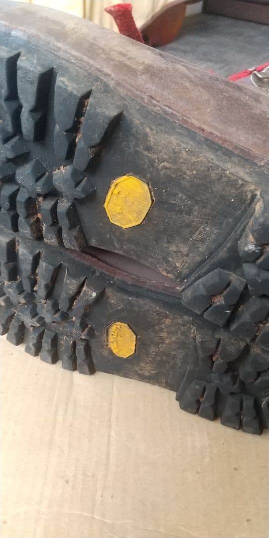 美品・堅牢 オールレザー製トレッキングブーツ サイズ27cm