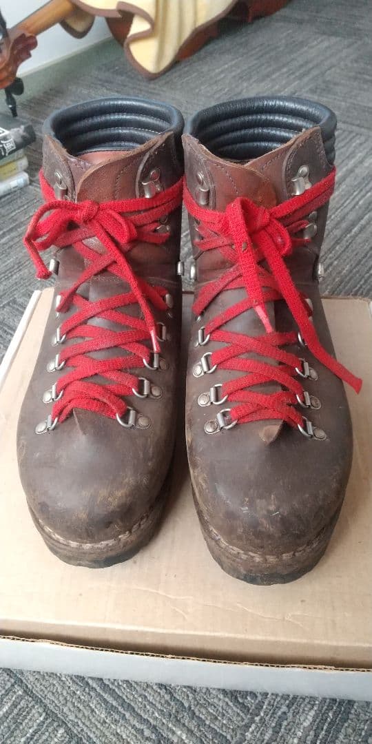 美品・堅牢 オールレザー製トレッキングブーツ サイズ27cm