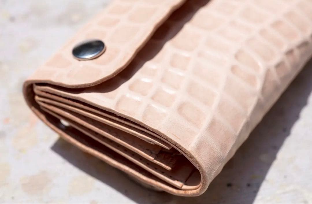 PEANUTS MIDDLE TRACKER WALLET（HP 限定販売)