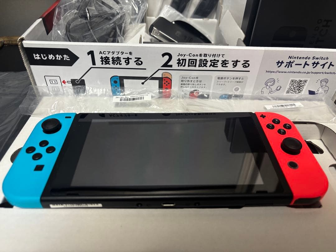 任天堂　Nintendo Switch 完品　美品