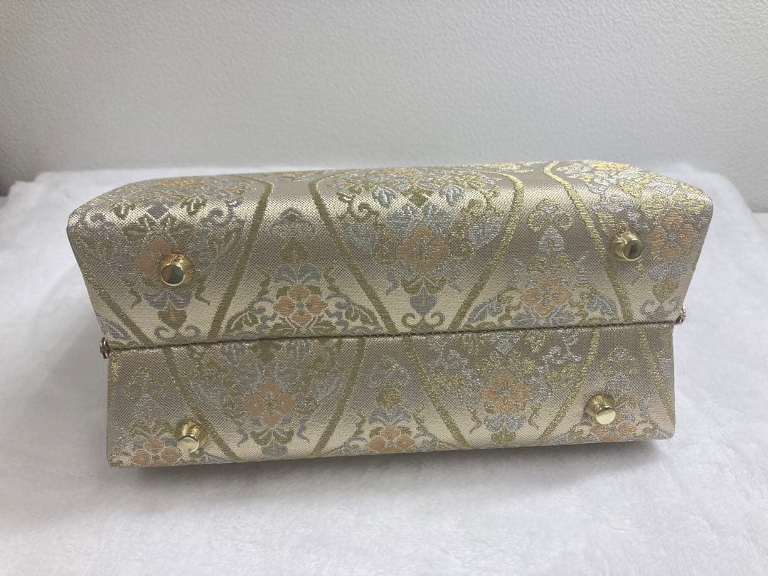 お値下げ　ゴールドの和装用バッグと草履セット