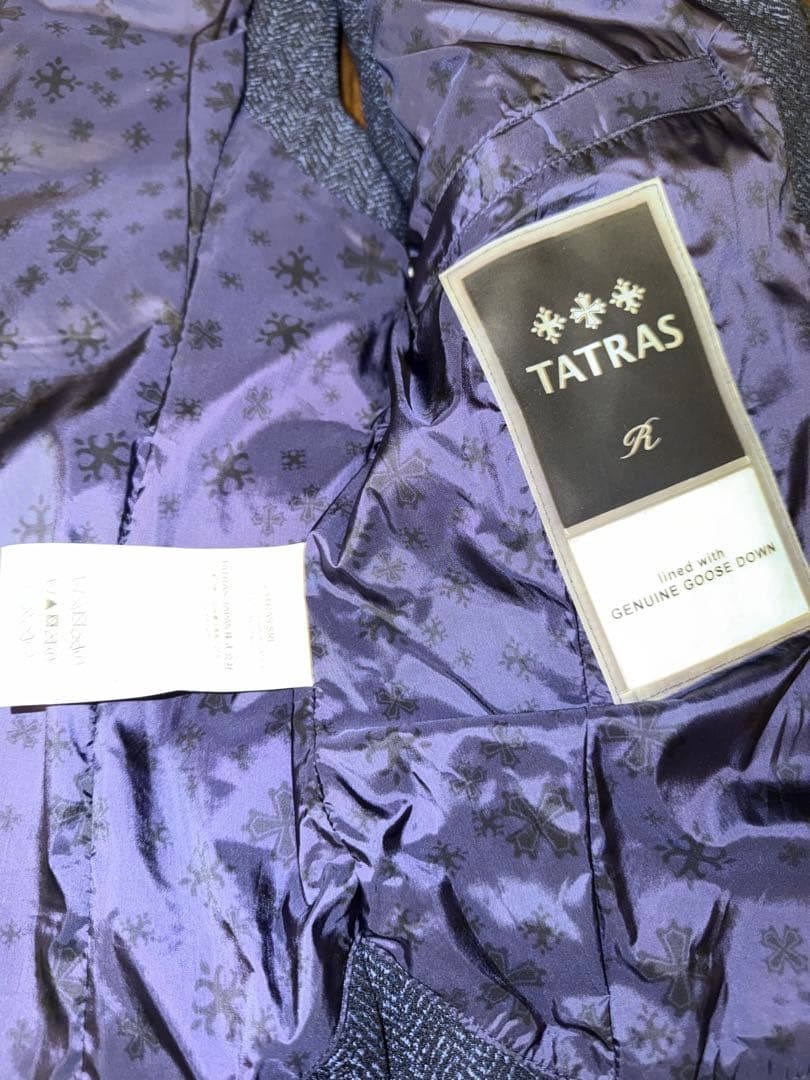 TATRAS ネイビー ダウンベスト フード付き