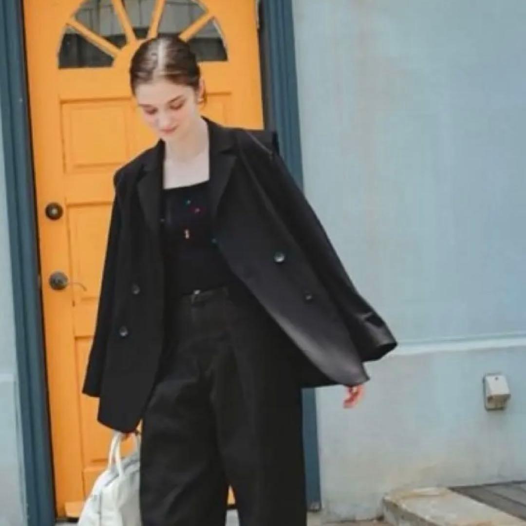 【出品1月まで】PINUE ショルダーステッチテーラードジャケット ブラック