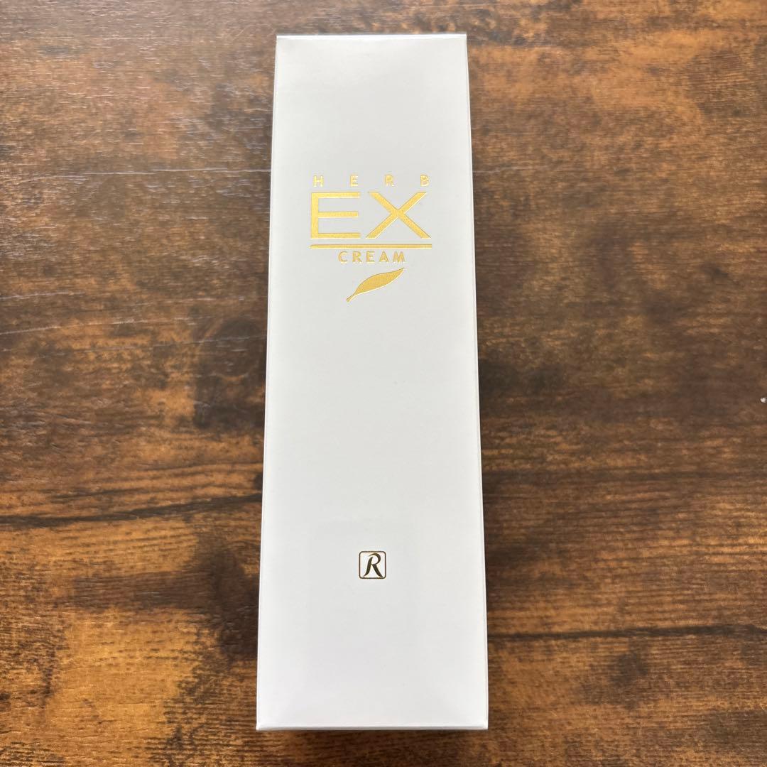 ロイヤル化粧品 ロイヤルハーブ EXクリーム 50g 保湿 純金箔 ノンオイル