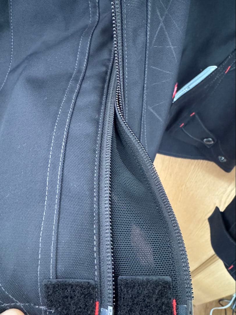 クシタニ　コンテンドジャケット2024 Lサイズ