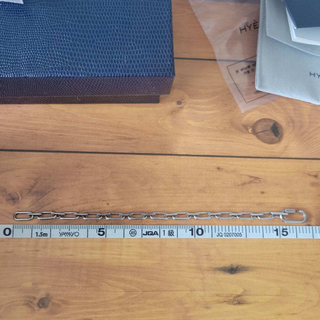 HYERES LOR テテ着用　ブレスレット