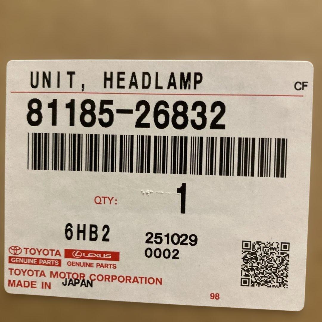 ハイエースLEDヘッドライトユニット左右