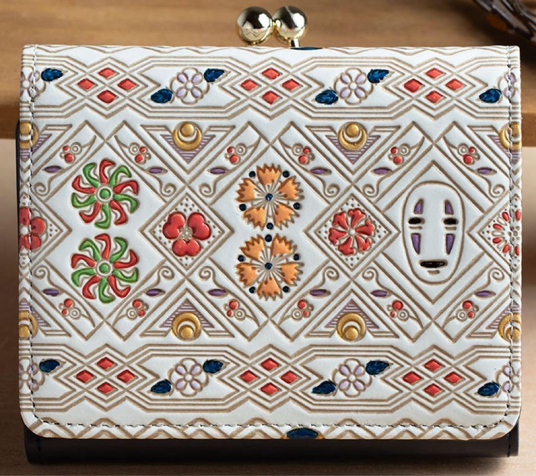 千と千尋の神隠し 三つ折りミニ財布