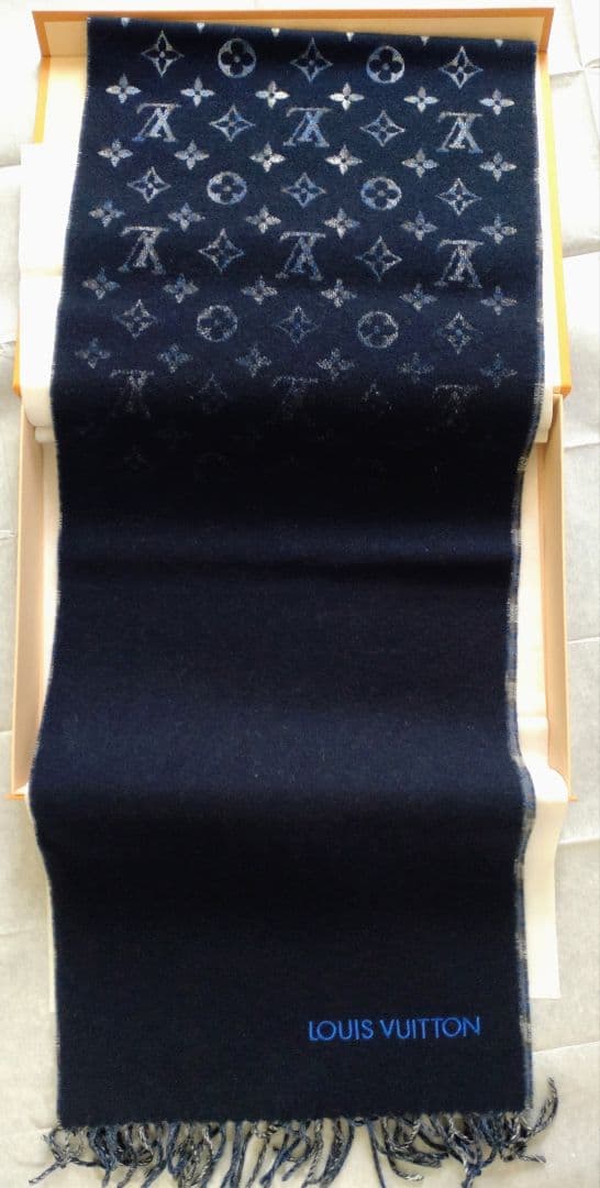 LOUIS VUITTON マフラー・モノグラムグラディエントタータン