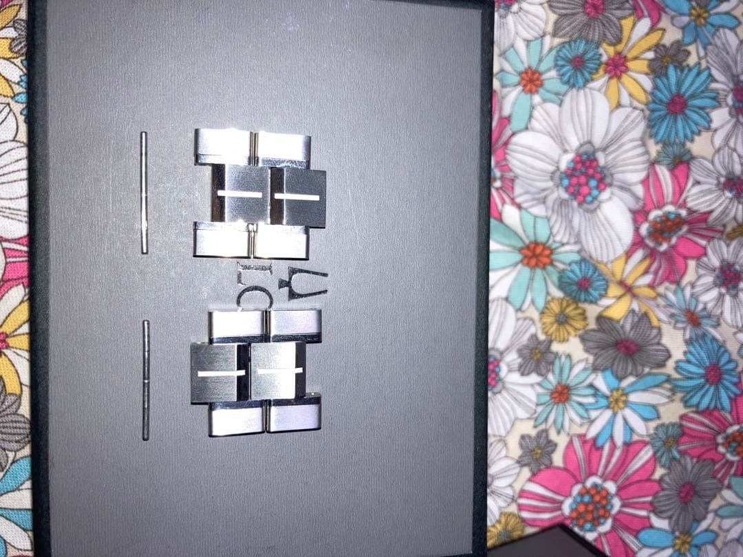 Bulova Precisionist ステンレススチール 時計