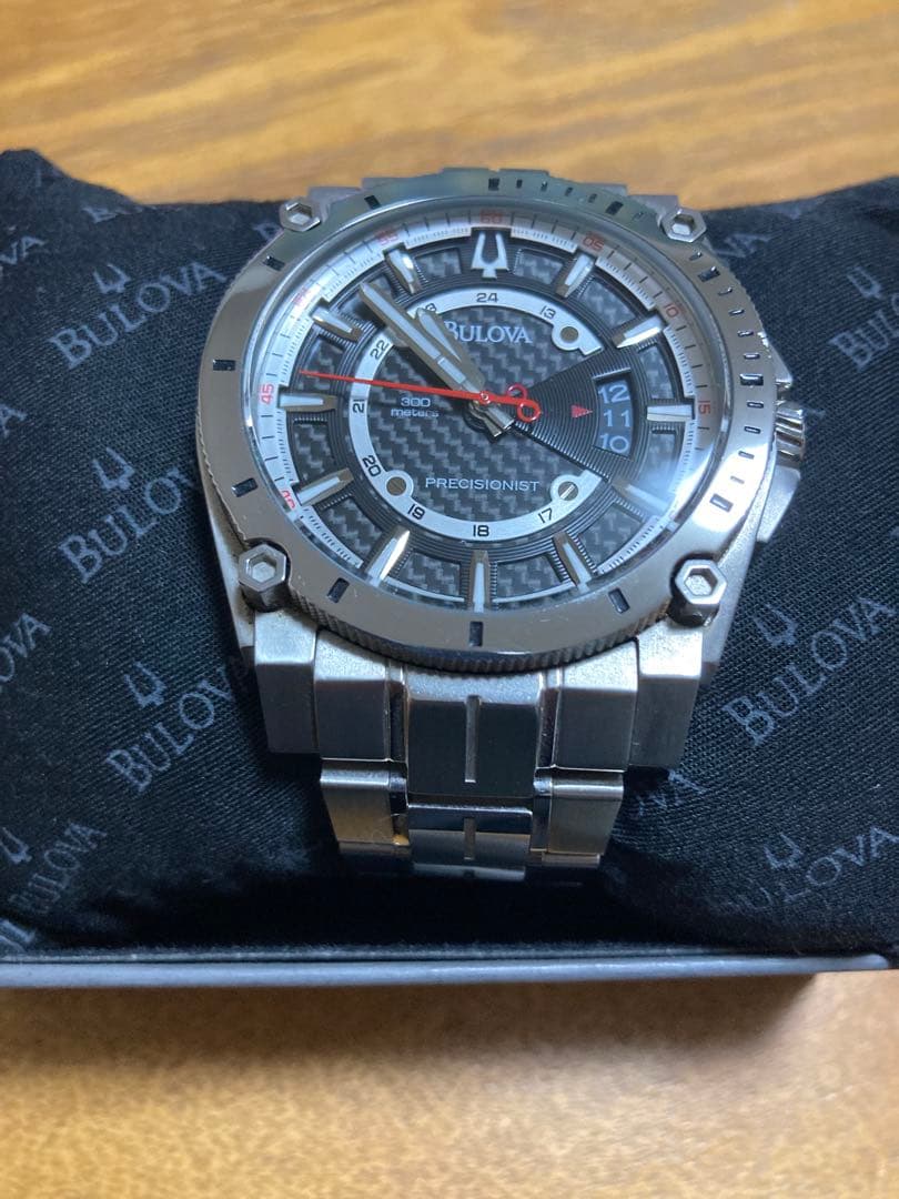 Bulova Precisionist ステンレススチール 時計