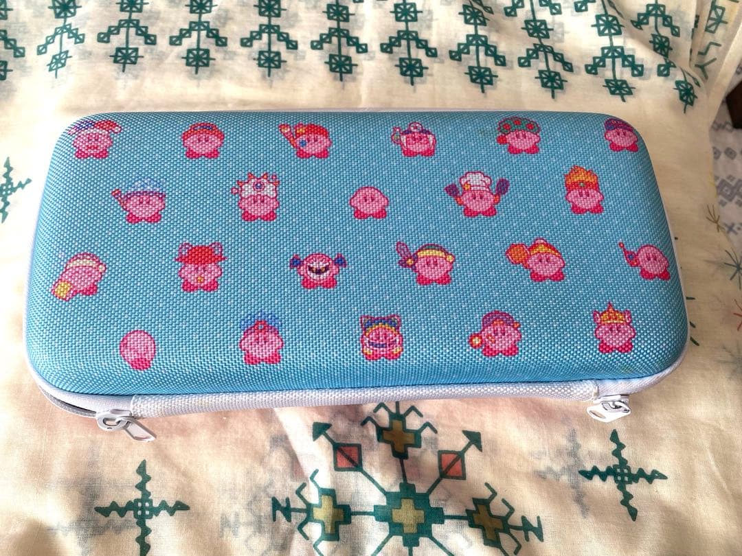 Nintendo Switch Light イエロー 美品 箱付ハードケース付