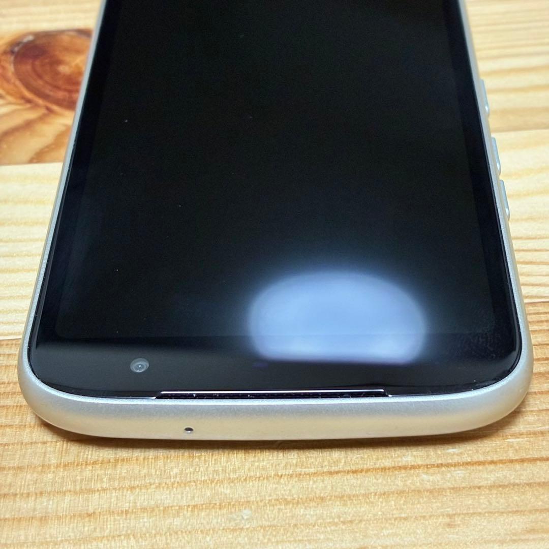 まつ　らくらくスマートフォン　F-53E ゴールド　317000a