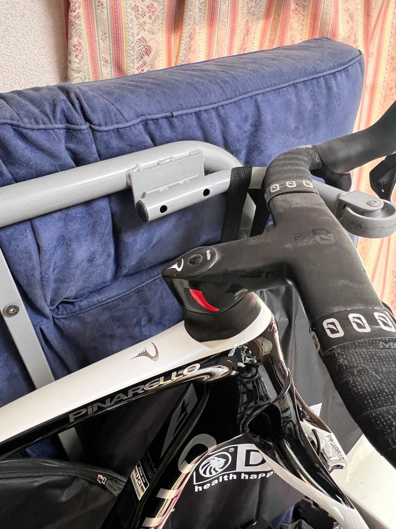 PINARELLO Ｆ9 完成車 一部パーツを外しています。