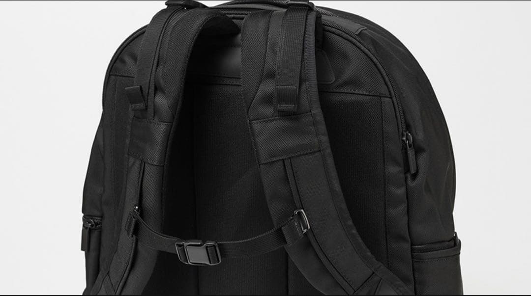 断*中様 MONOLITH BACKPACK PRO SOLID M BLACK