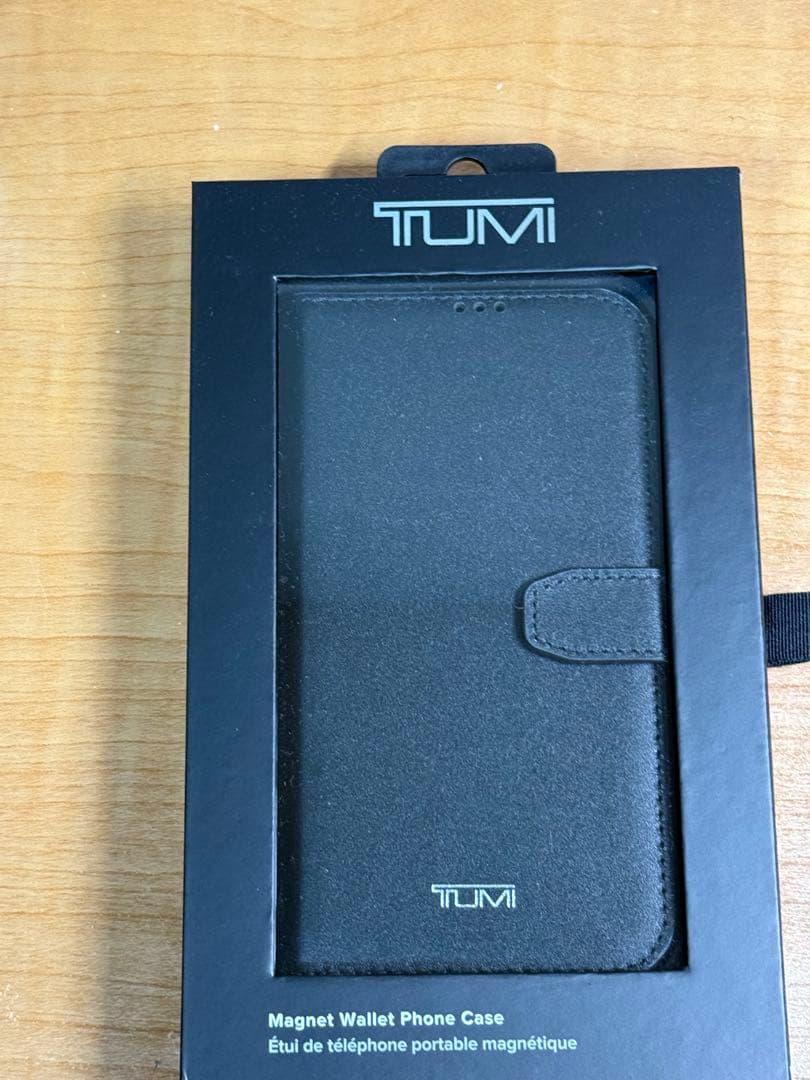 TUMI 手帳型スマホケース プレミアムレザー　iphone14pro