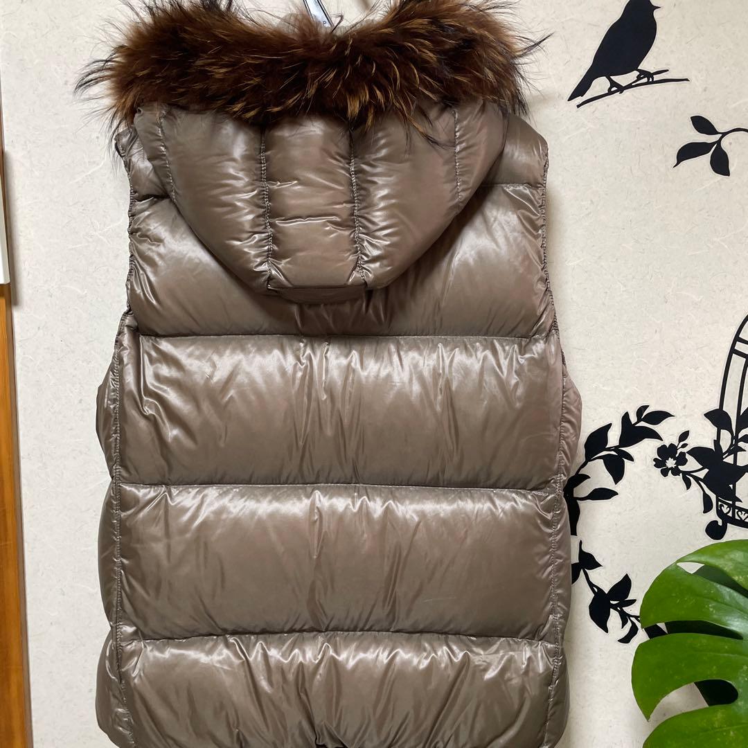 TATRASダウンベストＬサイズ