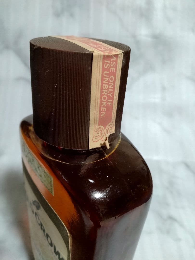 オールドクロウトラベラー　バーボンウイスキー750ml【古酒・未開栓】