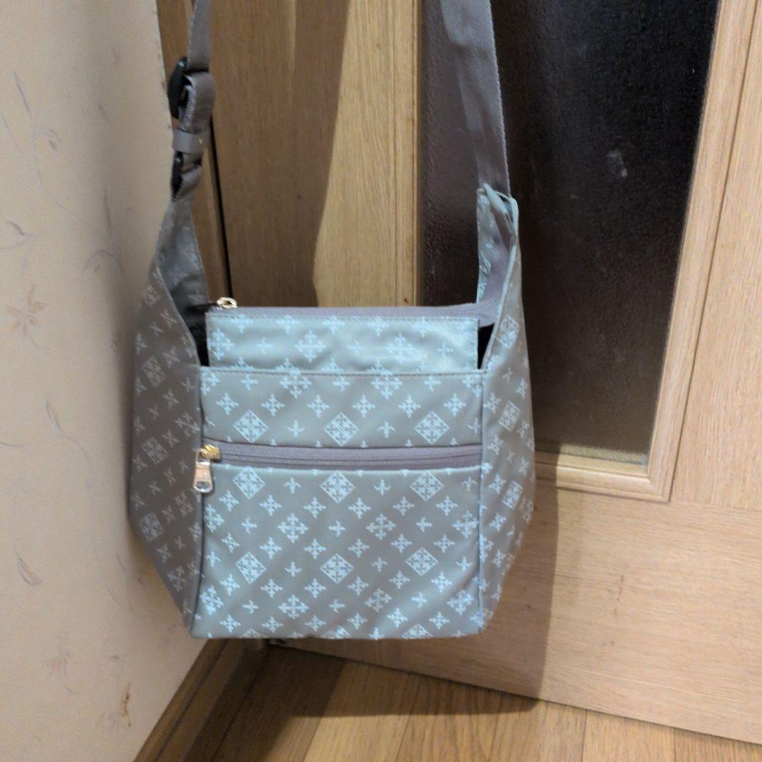 お値下げしました。ラシット のショルダーバッグ