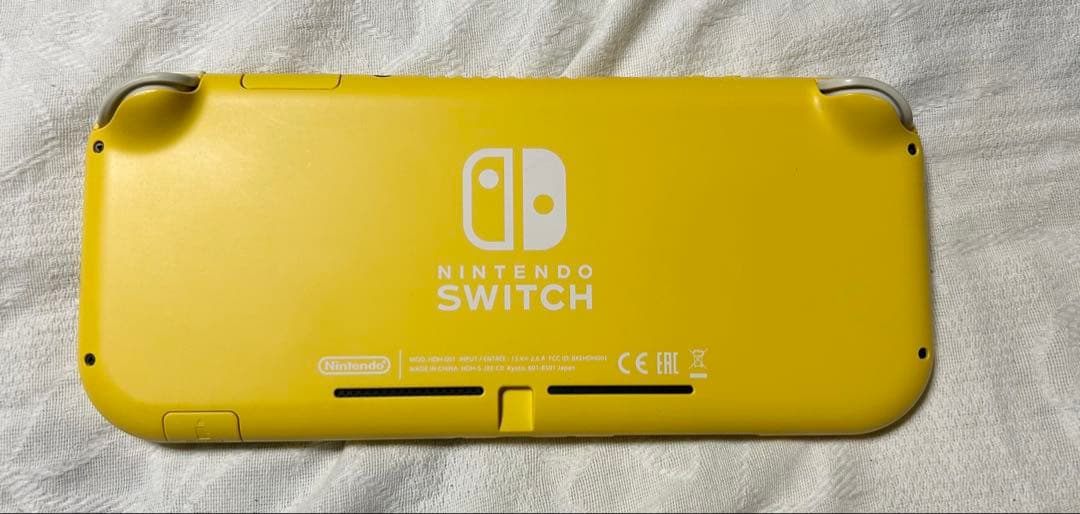 Nintendo Switch Lite イエロー　ニンテンドースイッチライト