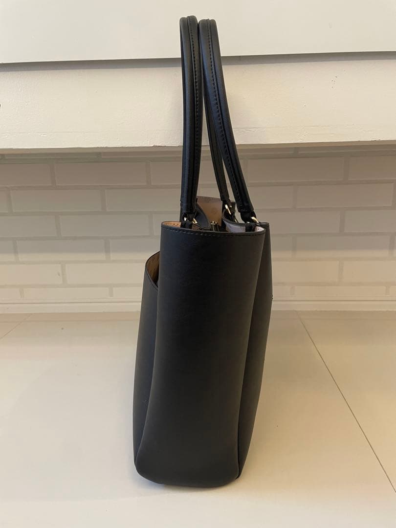 マリークワント フラップサイドデイジー トートバッグ 自立